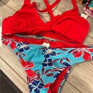 Cupshe Blue and Red Floral Bikini Set
